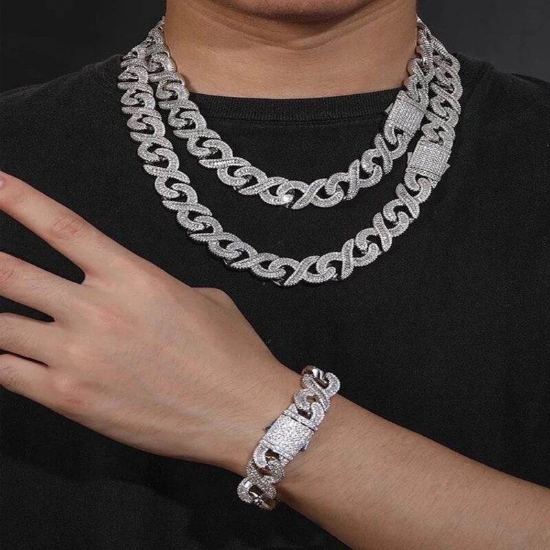 Infinity loop cuban link