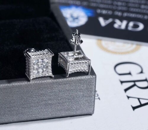 Sterling Silver Metal Base & Moissanite Stud Premium S925 Sterling Silver: Crafted with high-quality S925 silver for lasting brilliance and durability. Radiant Moissanite Sparkle: Features expertly cut moissanite stones that deliver diamond-like fire and exceptional clarity. Hypoallergenic & Skin-Friendly: Safe for sensitive ears, offering all-day comfort without irritation. Elegant Everyday Luxury: Lightweight, timeless, and versatile—perfect for both special occasions and daily wear. Tarnish-Resistant Finish: Designed to maintain its shine and beauty with minimal maintenance.