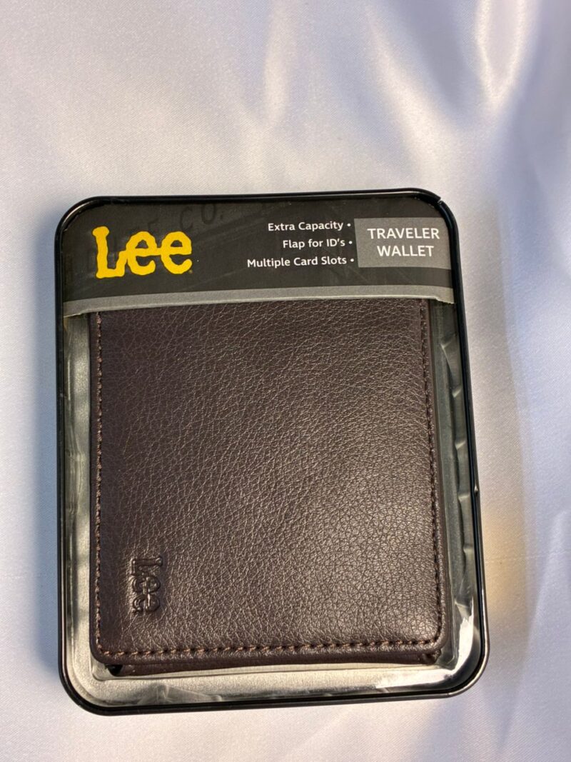 Lee Wallet